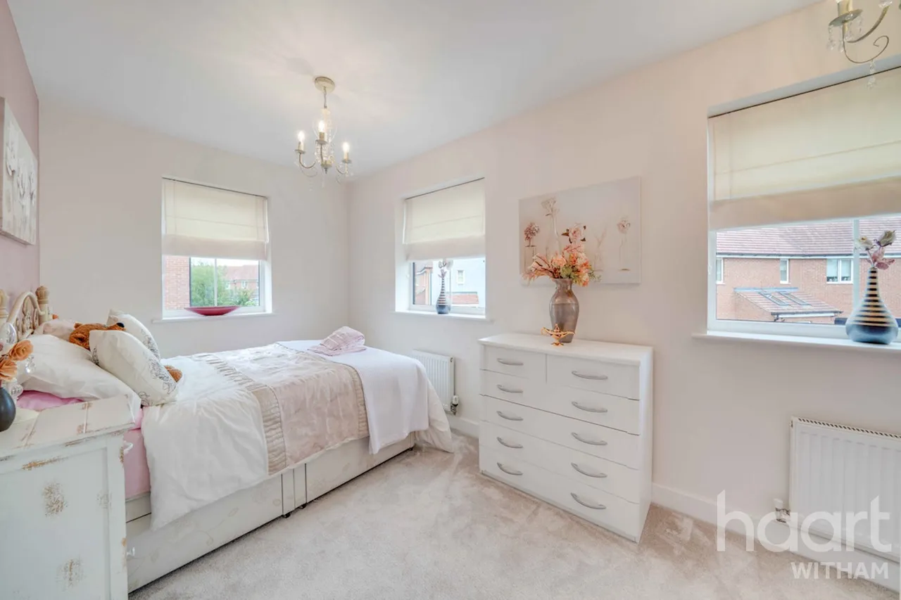 Constance Close, Witham, CM8, photo 15