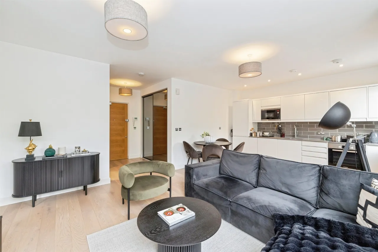 Aldenham Road, Bushey, WD23, photo 14