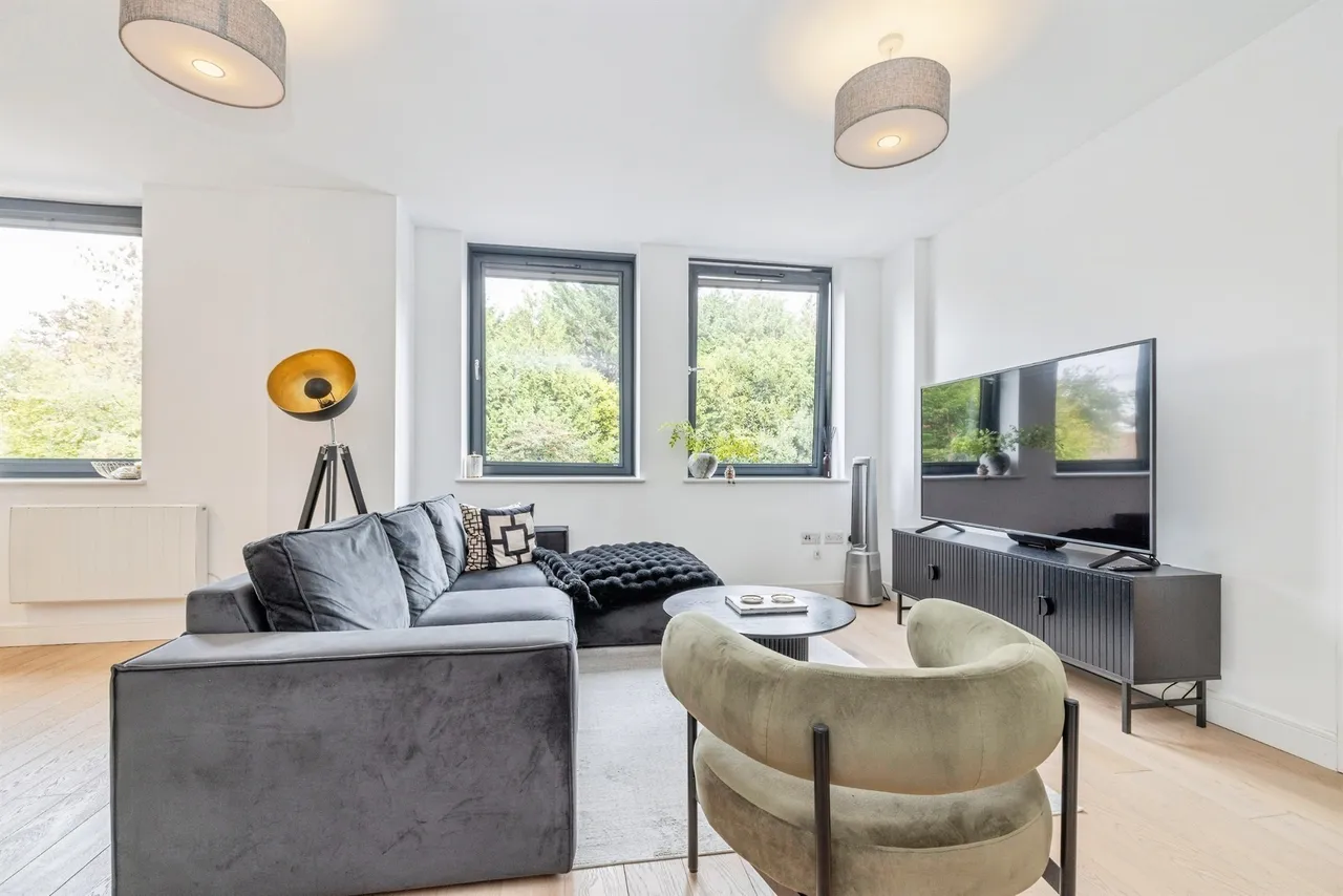 Aldenham Road, Bushey, WD23, photo 11