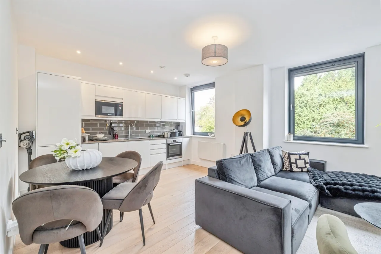 Aldenham Road, Bushey, WD23, photo 8