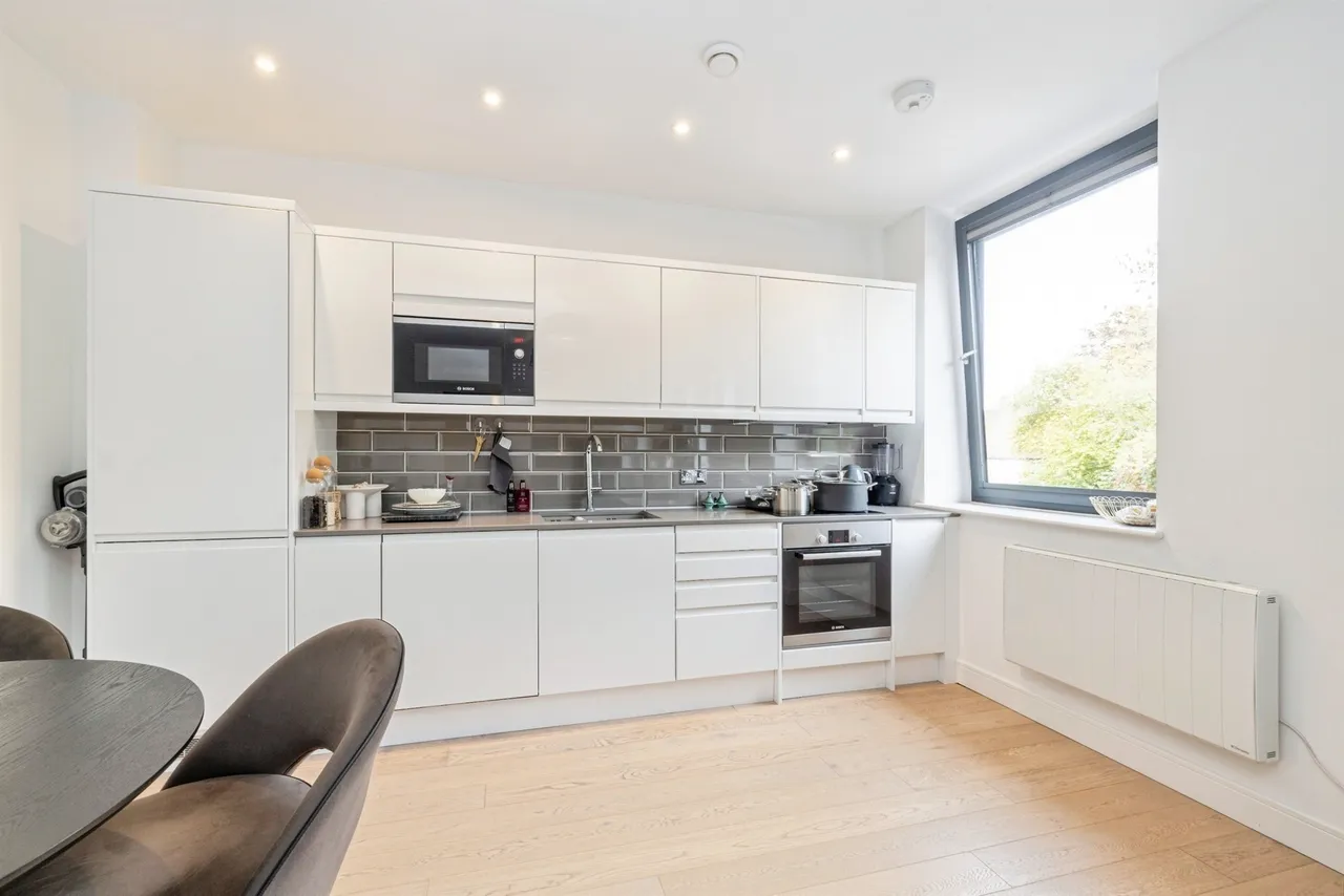 Aldenham Road, Bushey, WD23, photo 2