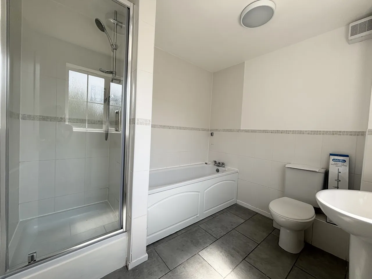 Almond Tree Drive, Weston Turville, photo 9