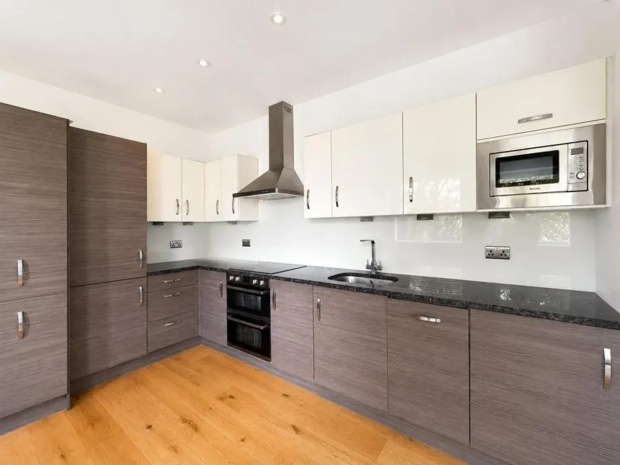 Clayton Road, Hayes, UB3, photo 7