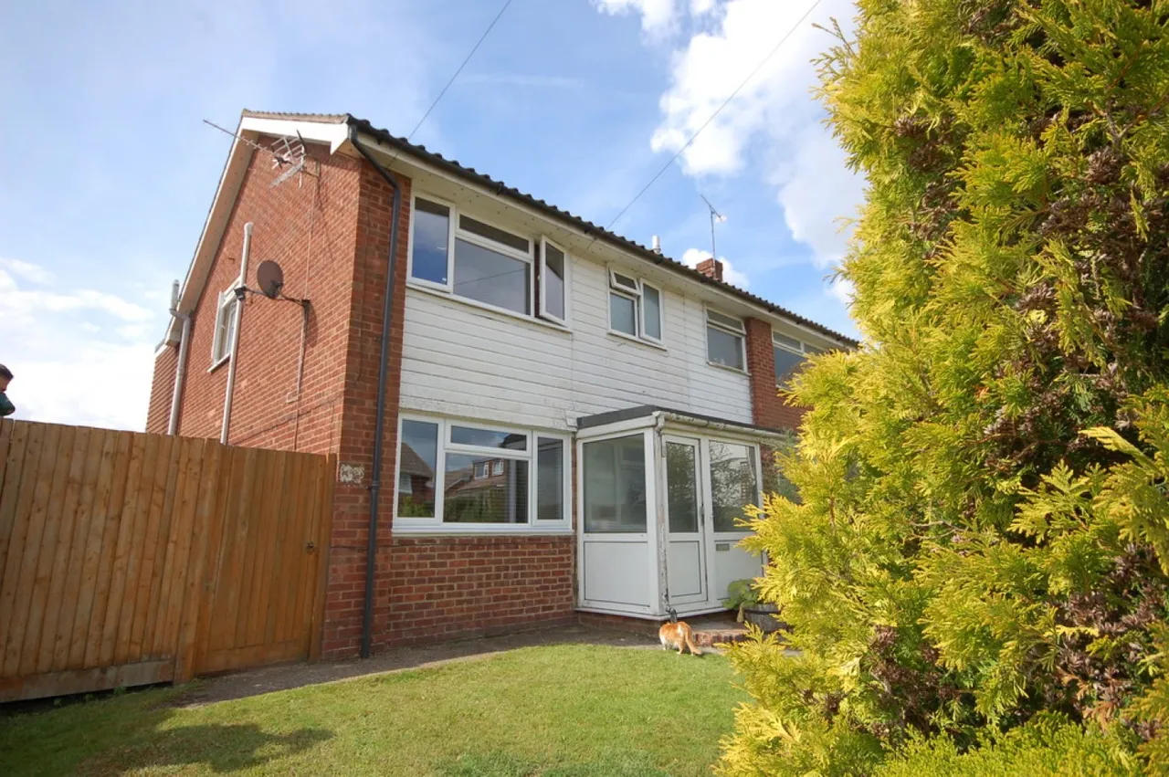 4 bed house to rent — Streele View, Uckfield