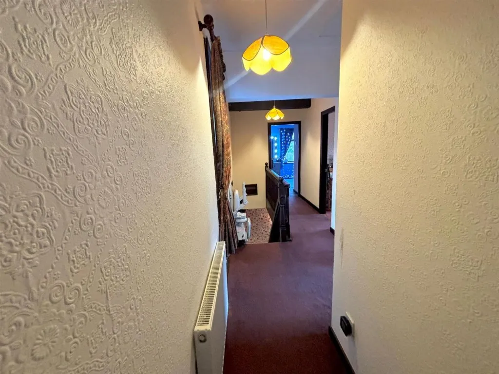 Blacksnape Road, Darwen, BB3, photo 18