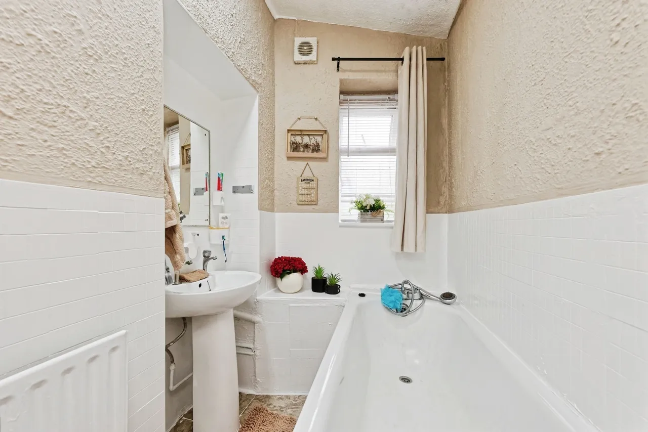 St. Peters Road, Margate, CT9, photo 13