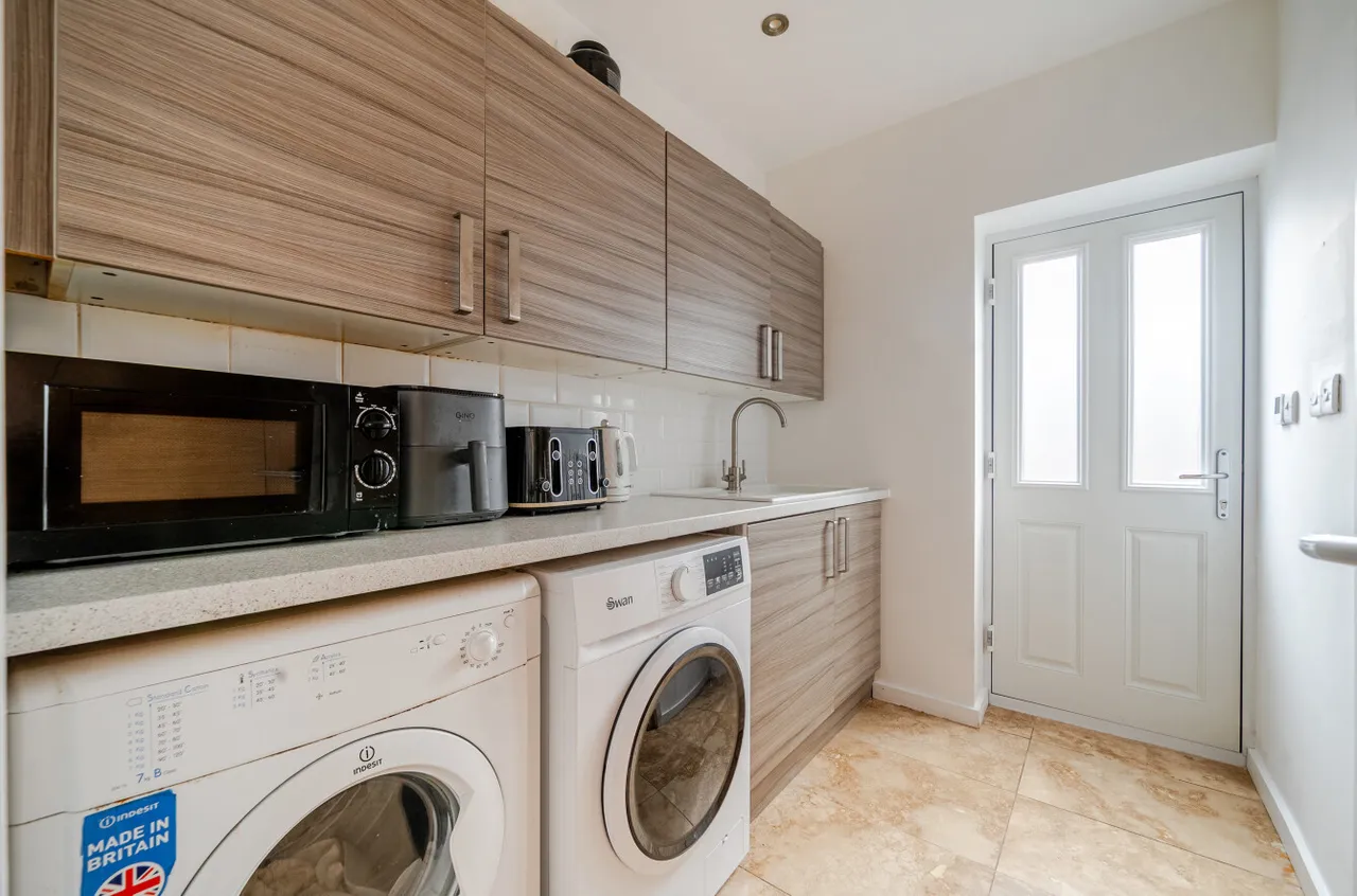 George V Avenue, Worthing, BN11, photo 10