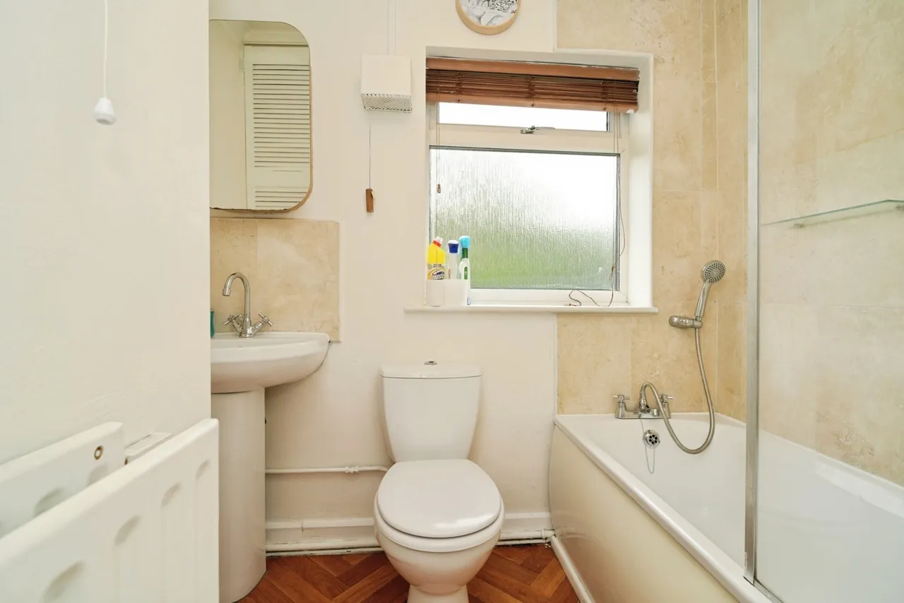 Whitby Avenue, Salford, M6, photo 11