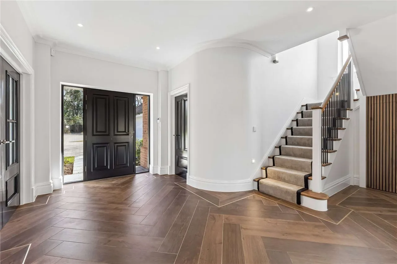 Alba House, Brook Avenue, Warsash, Southampton, SO31 9HR, photo 5