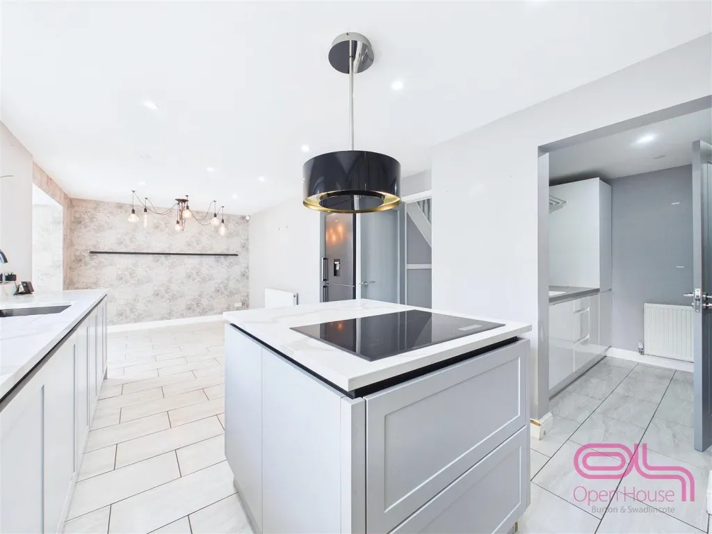 Bryony, Branston, DE14, photo 13