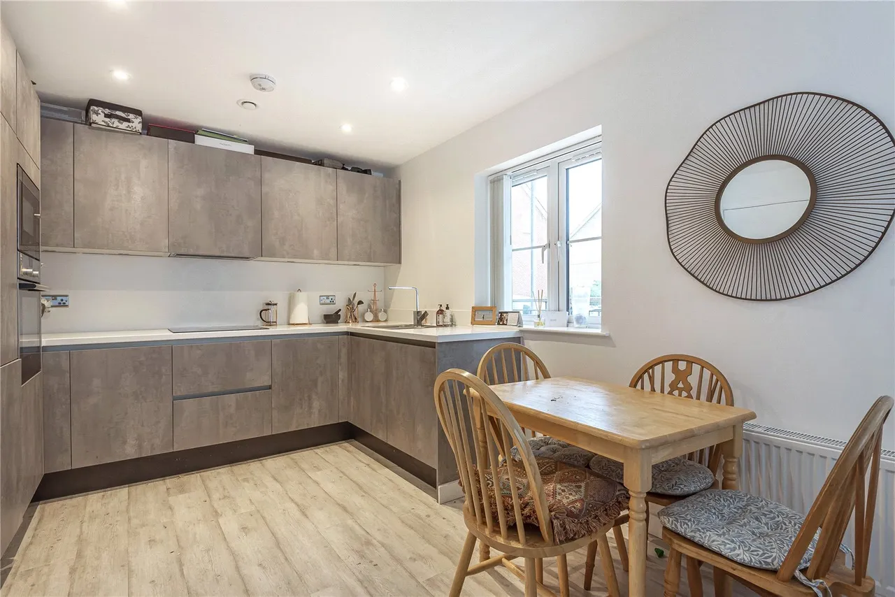 Jennings Court, Eden Road, Dunton Green, Sevenoaks, TN14 5GP, photo 4
