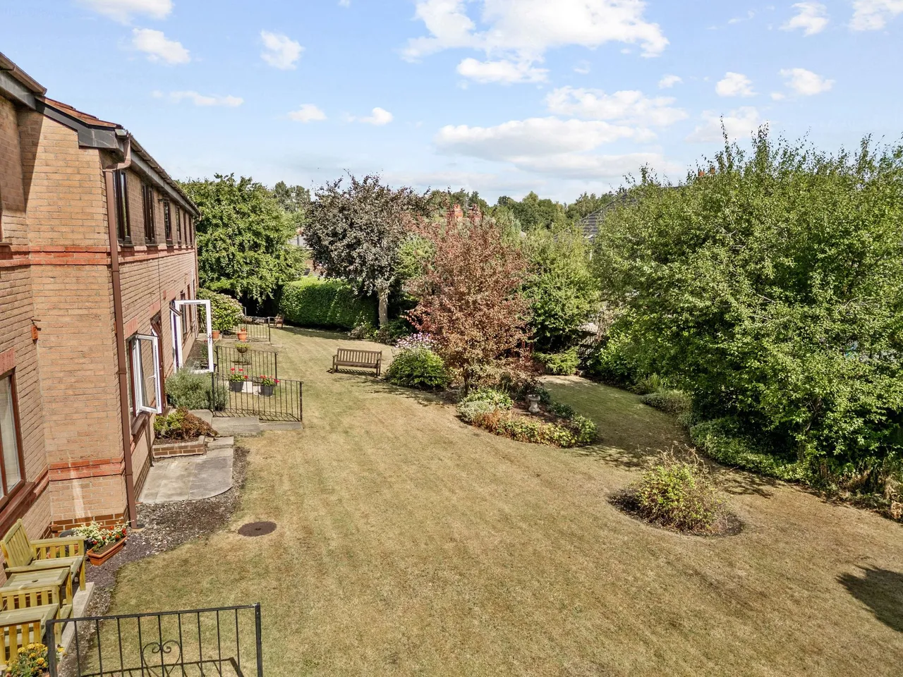 Oulton Court, Grappenhall, Warrington, WA4 2NT, photo 10