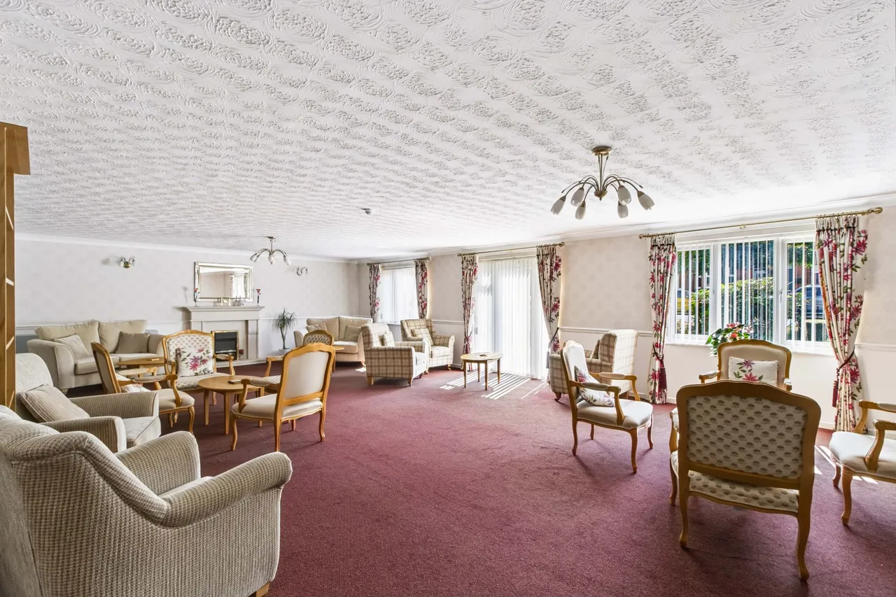 Oulton Court, Grappenhall, Warrington, WA4 2NT, photo 9