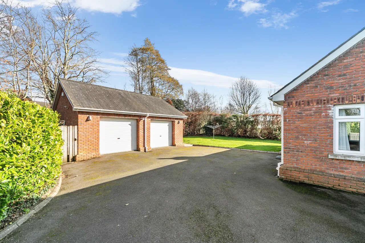 Ballynahatty Road, Belfast, photo 49