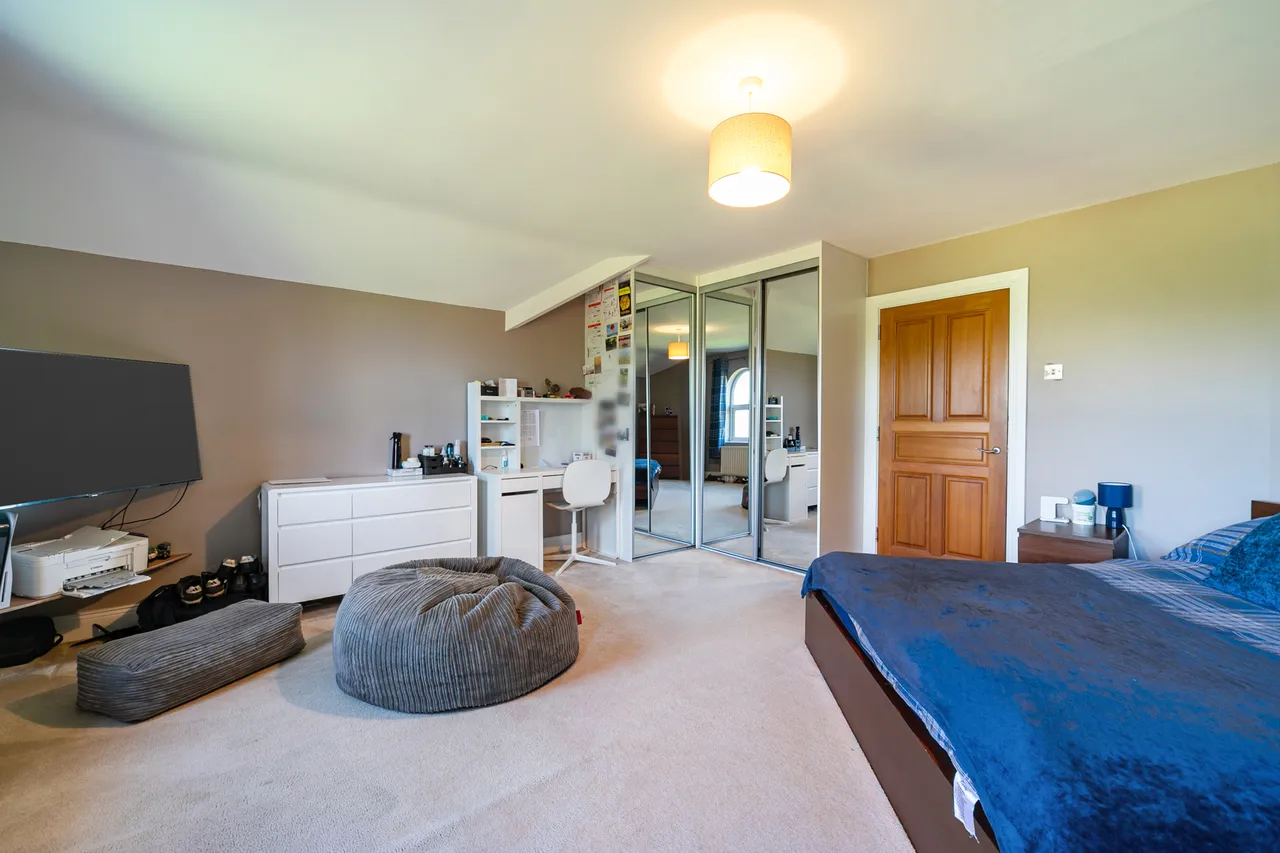 Ballynahatty Road, Belfast, photo 27