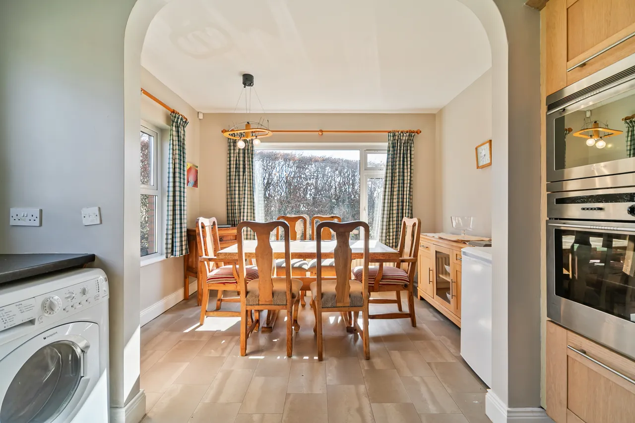 Ballynahatty Road, Belfast, photo 38