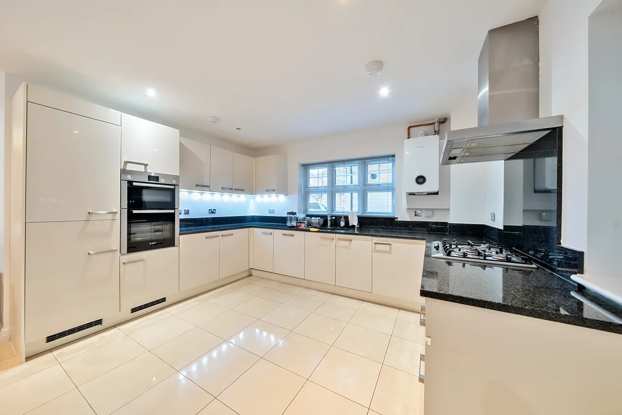 Colnhurst Road, Watford, WD17, photo 2