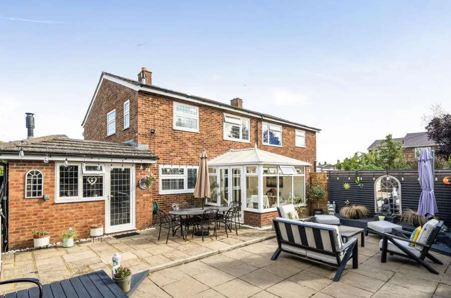 4 bed house for sale, Raven Crescent, Westcott, HP18