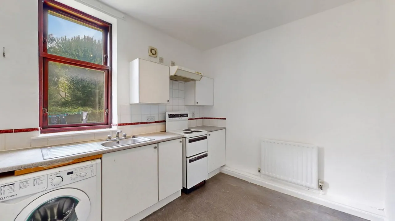 2061 Dumbarton Road, Glasgow, photo 6