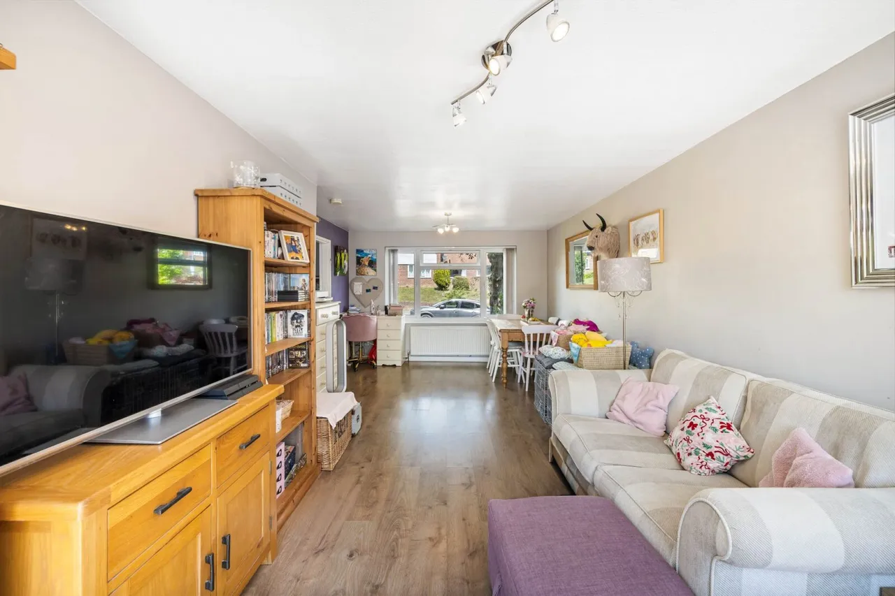 Garden Wood Road, East Grinstead, East Grinstead, RH19 1SD, photo 5