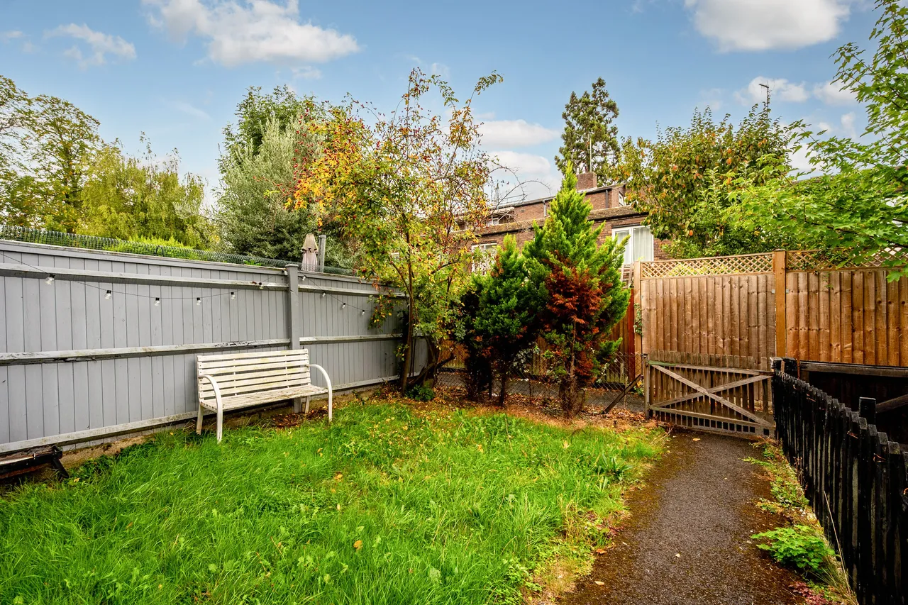 London, SW15, photo 3