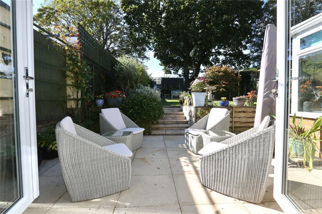 Sarum Road, Chandler's Ford, SO53, photo 8