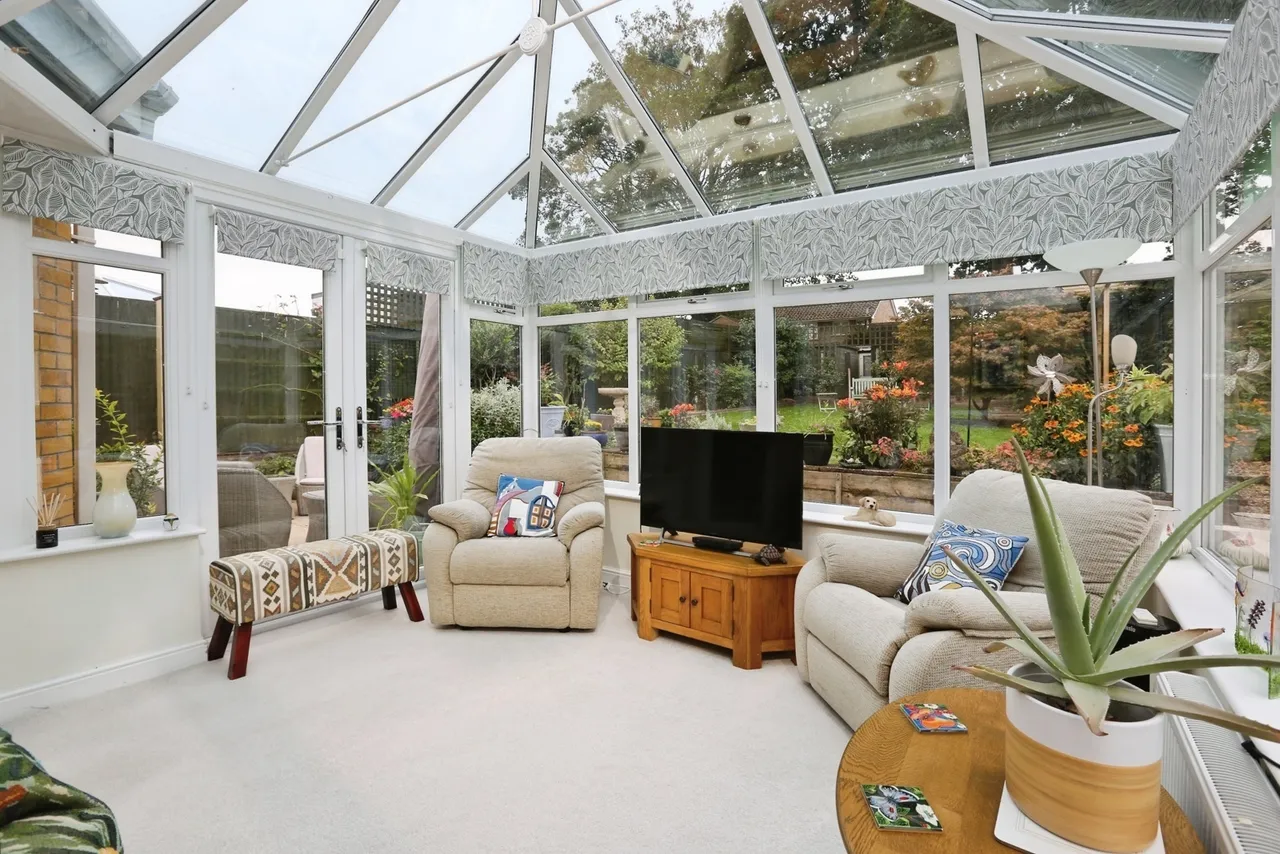 Sarum Road, Chandler's Ford, SO53, photo 7