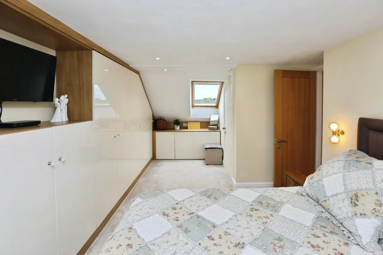 Sarum Road, Chandler's Ford, SO53, photo 4