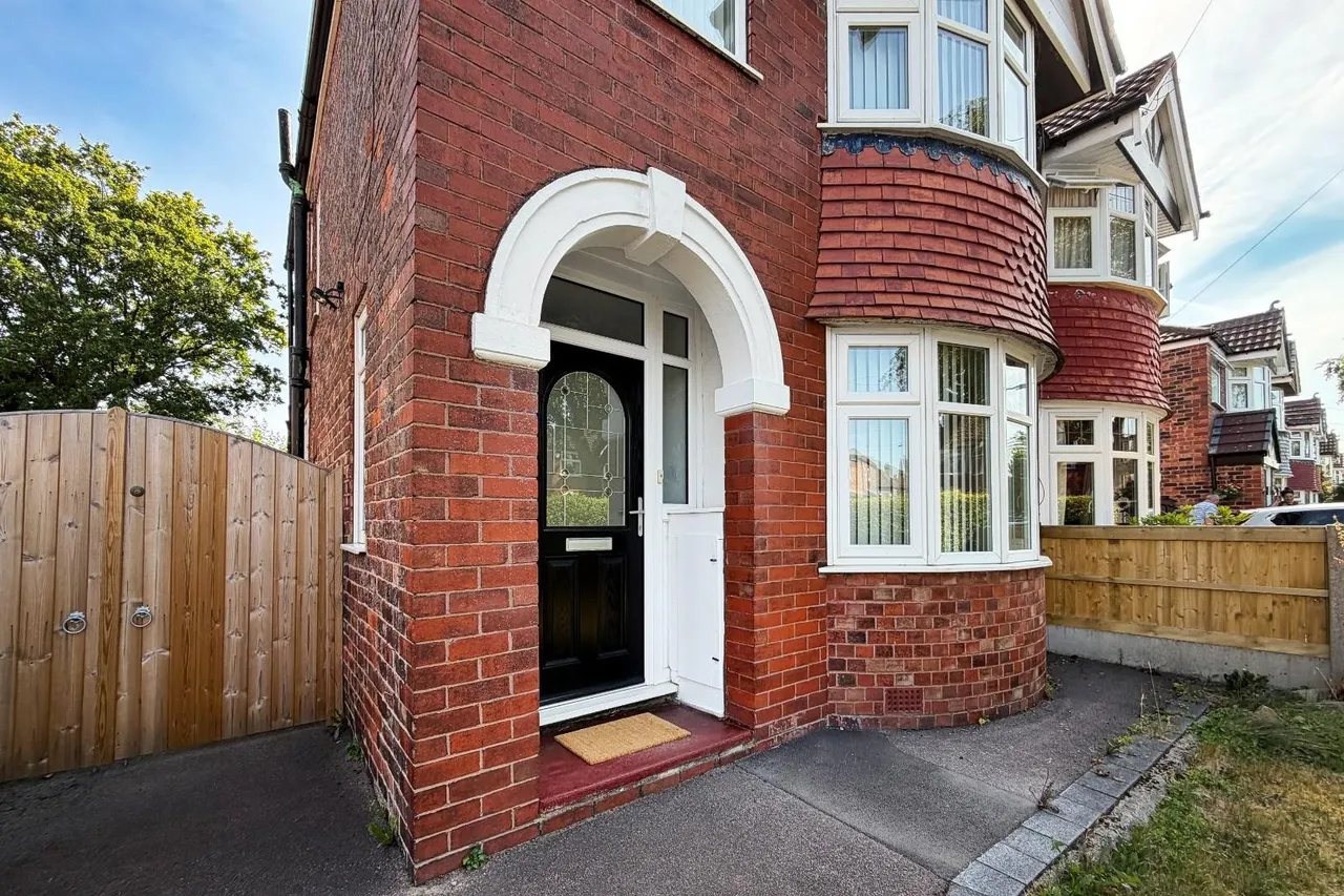 Crofton Avenue, Timperley WA15 6BZ, photo 29
