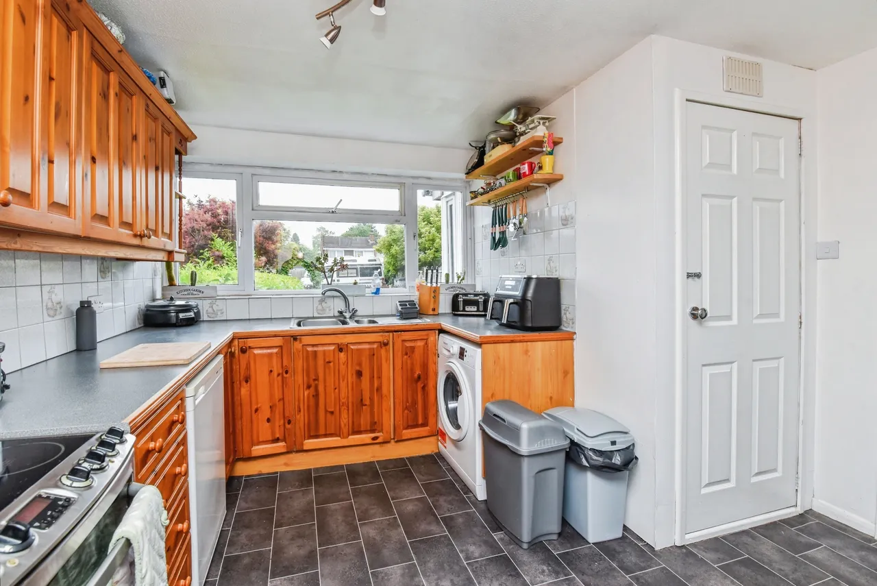 Melrose Close, Market Lavington, SN10, photo 6