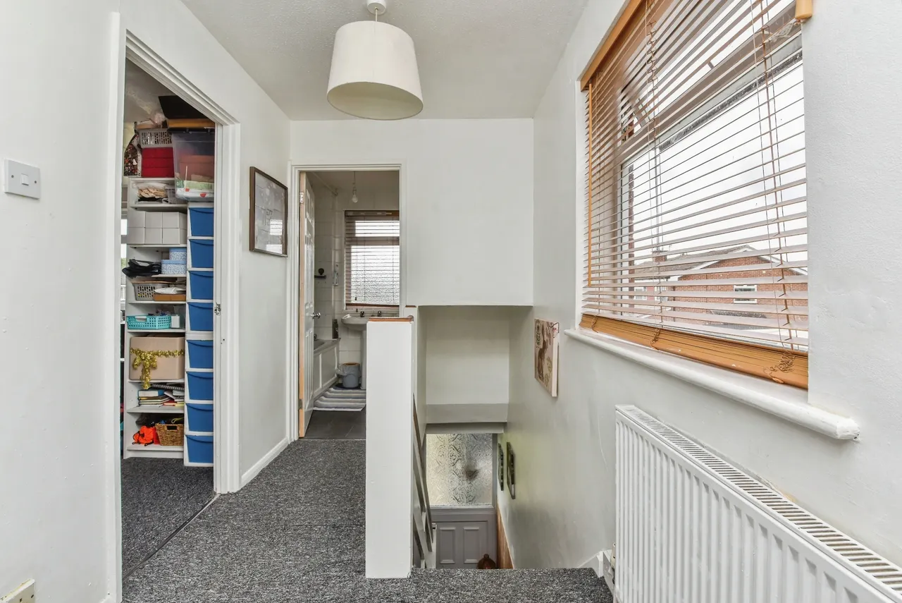 Melrose Close, Market Lavington, SN10, photo 12