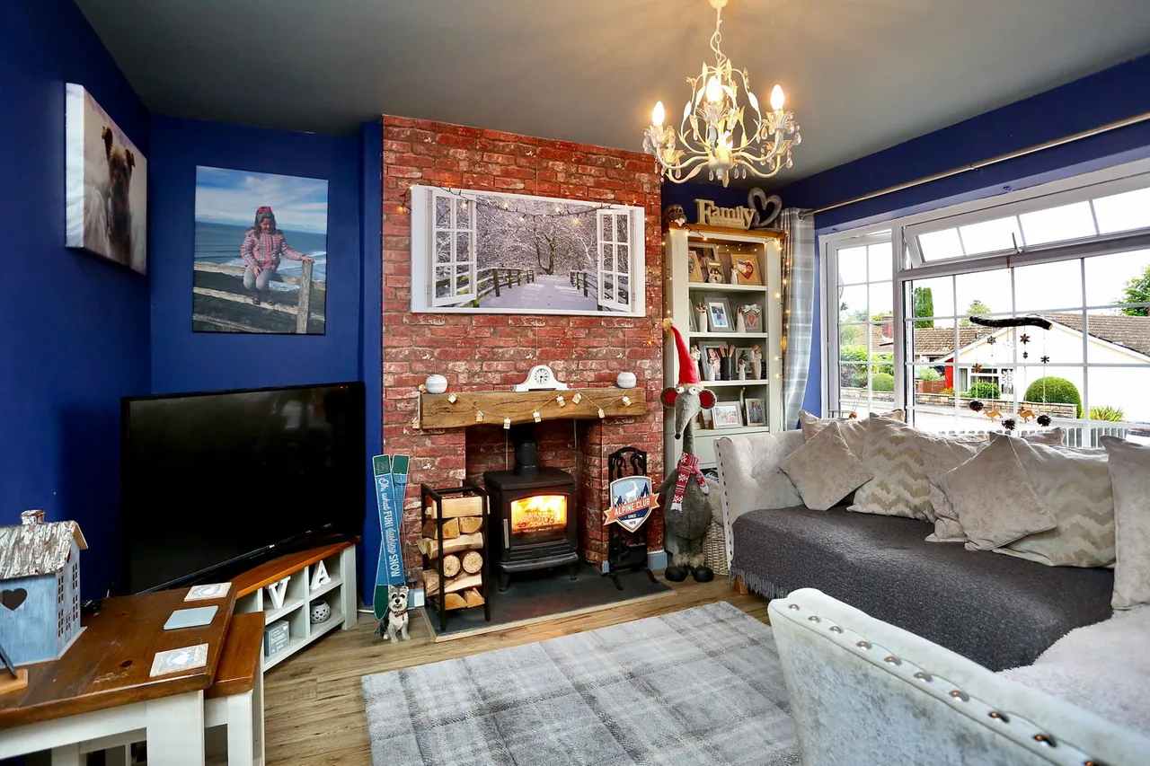 13 Caestory Avenue, Raglan, Usk, Monmouthshire, NP15 2EH, photo 2