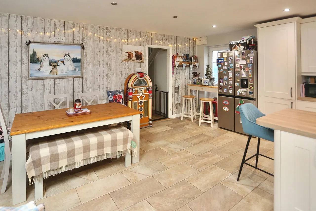 13 Caestory Avenue, Raglan, Usk, Monmouthshire, NP15 2EH, photo 8