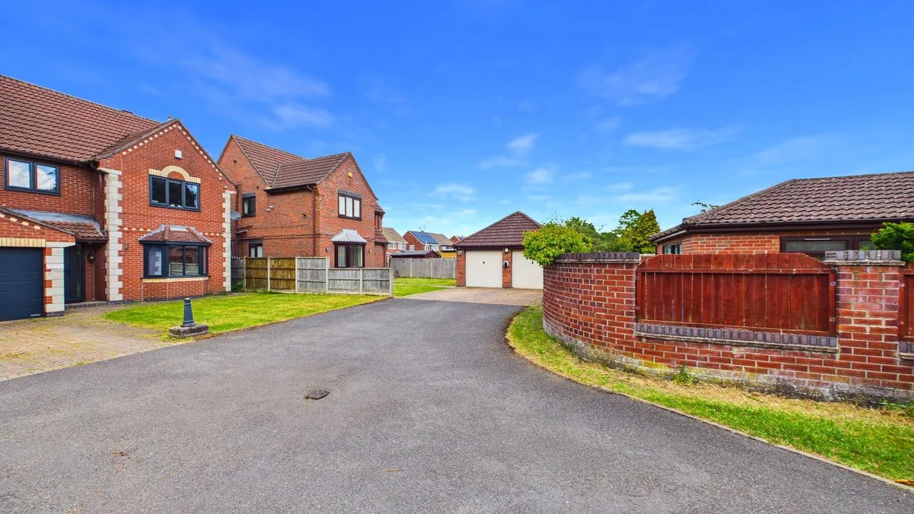 Lidget Close, Bessacarr, DN4, photo 31