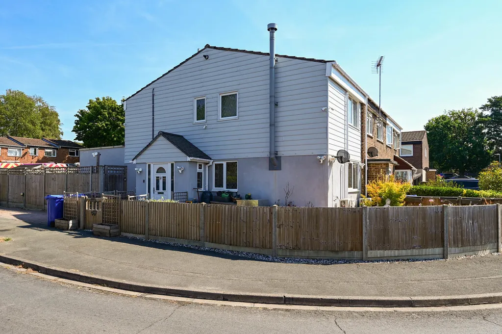 3 bed house for sale, Silver Hill, College Town, GU47