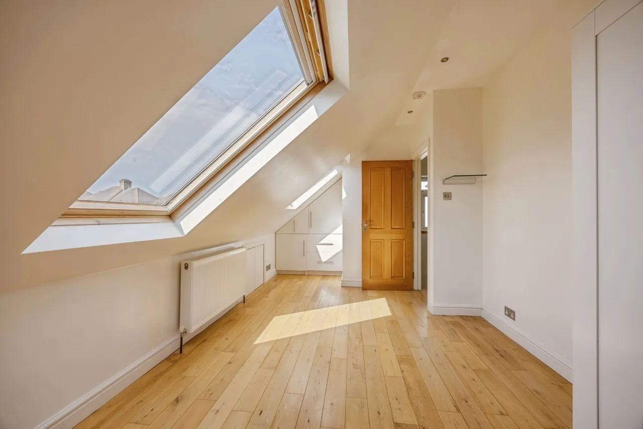 Semley Road, London, SW16, photo 9