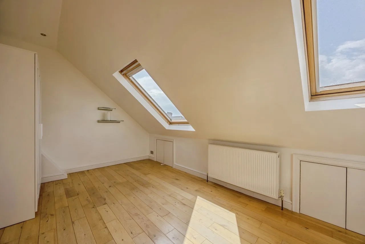 Semley Road, London, SW16, photo 8