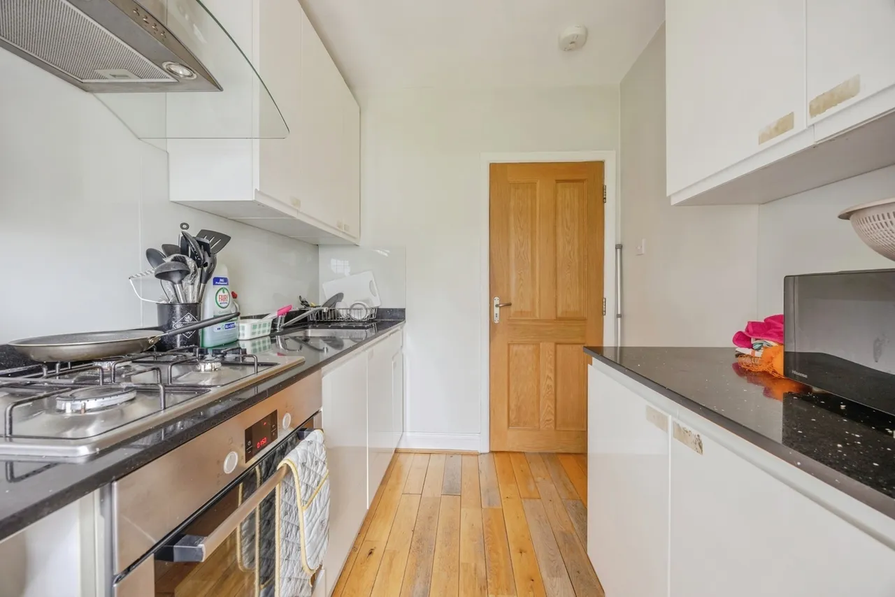Semley Road, London, SW16, photo 7