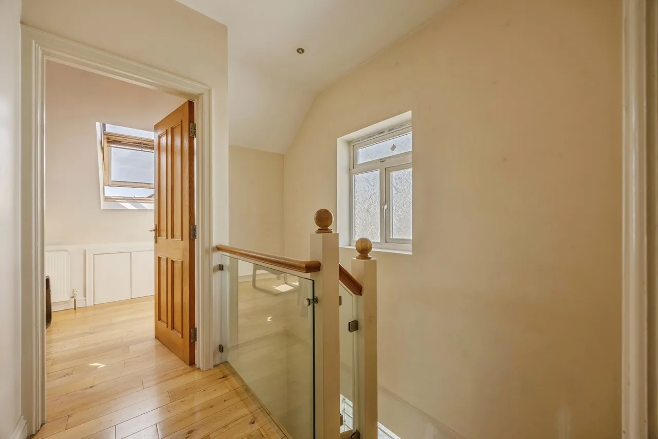 Semley Road, London, SW16, photo 10