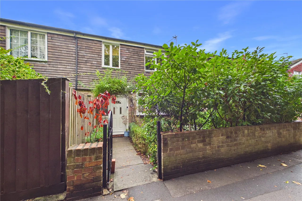 3 bed house for sale, Normanton Road, Basingstoke, RG21