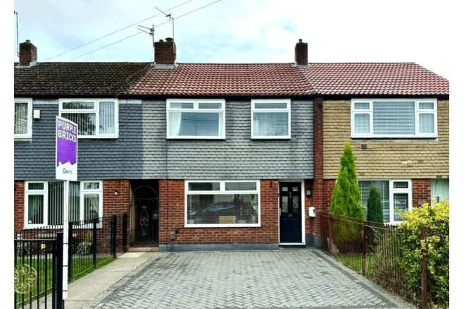 3 bed house for sale — Marbury Road, Stockport