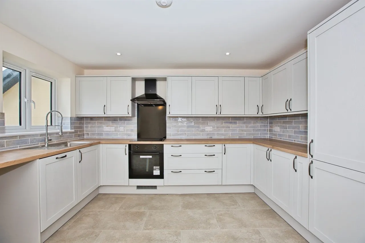 Valley View, Combe St. Nicholas, TA20, photo 5