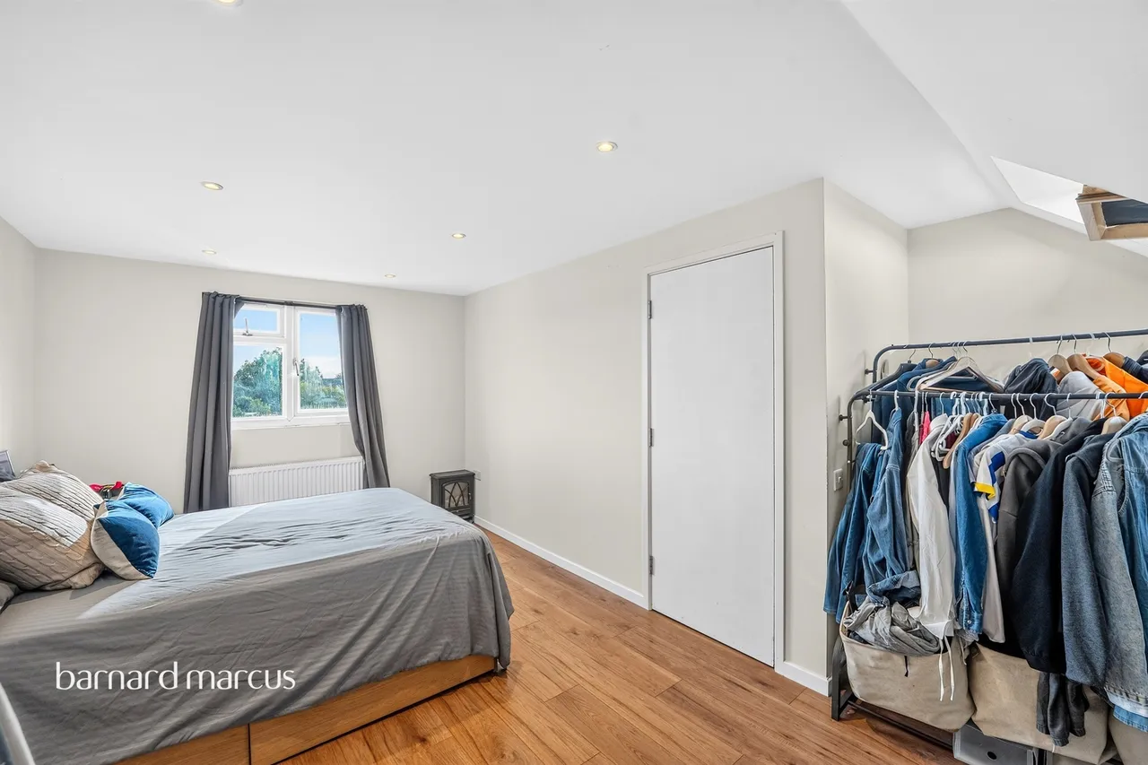 Robinhood Lane, Mitcham, photo 12