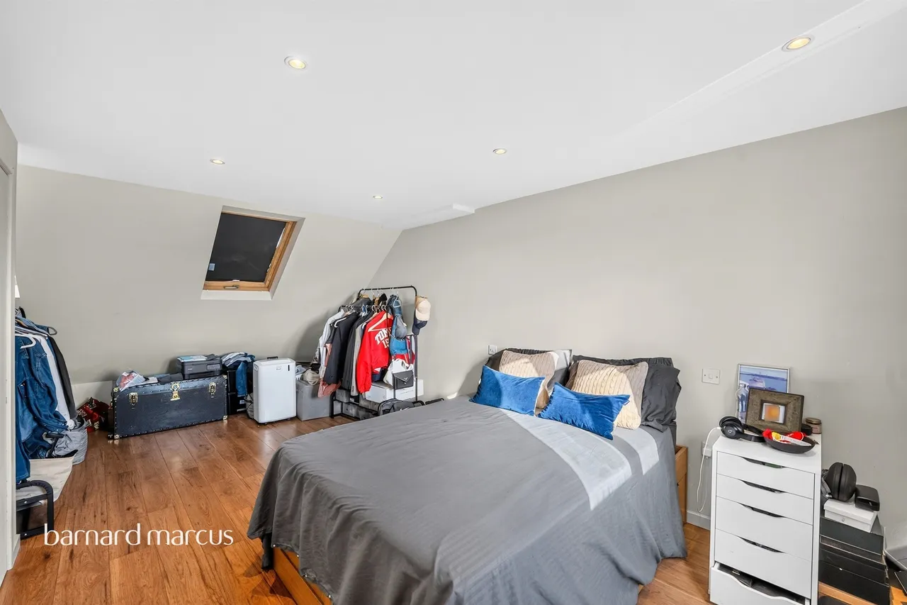 Robinhood Lane, Mitcham, photo 11