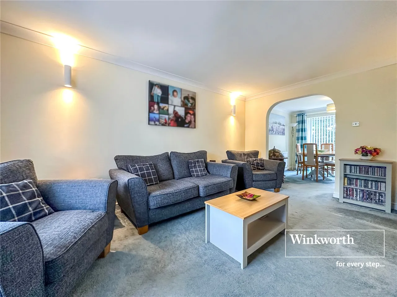 Monks Close, West Moors, Ferndown, Dorset, BH22, photo 4