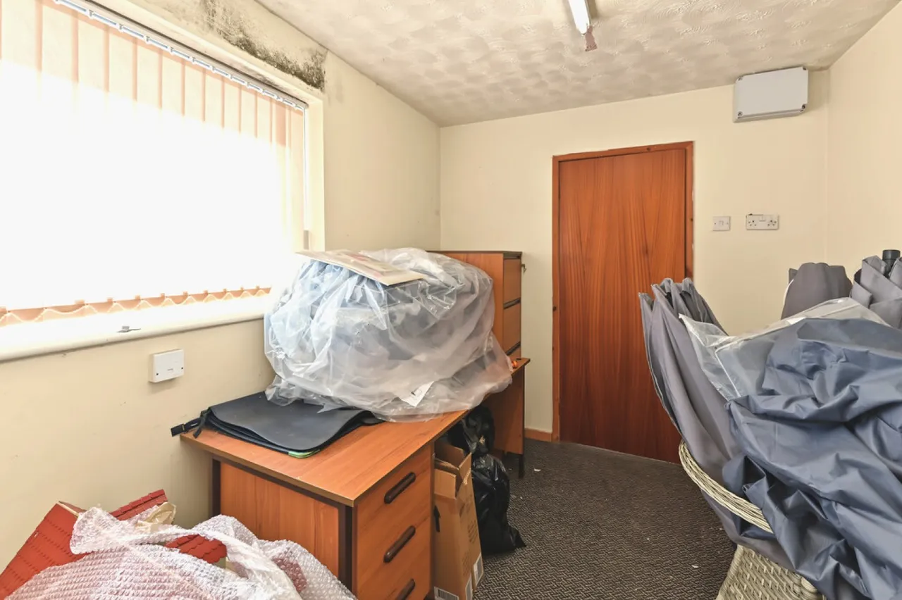 Brookhouse Lane, Ash Bank, ST2, photo 39