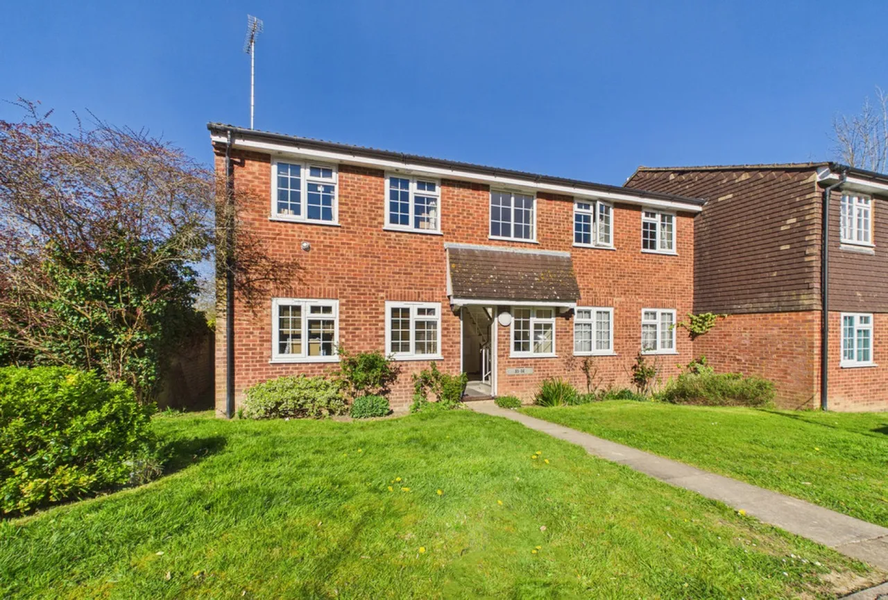 1 bed flat for sale — Horsham, West Sussex
