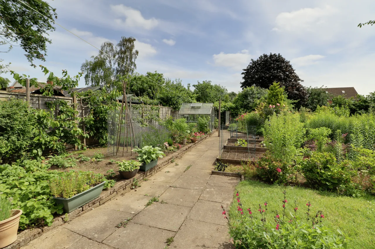 Westcliff Gardens, Scunthorpe, DN17, photo 30