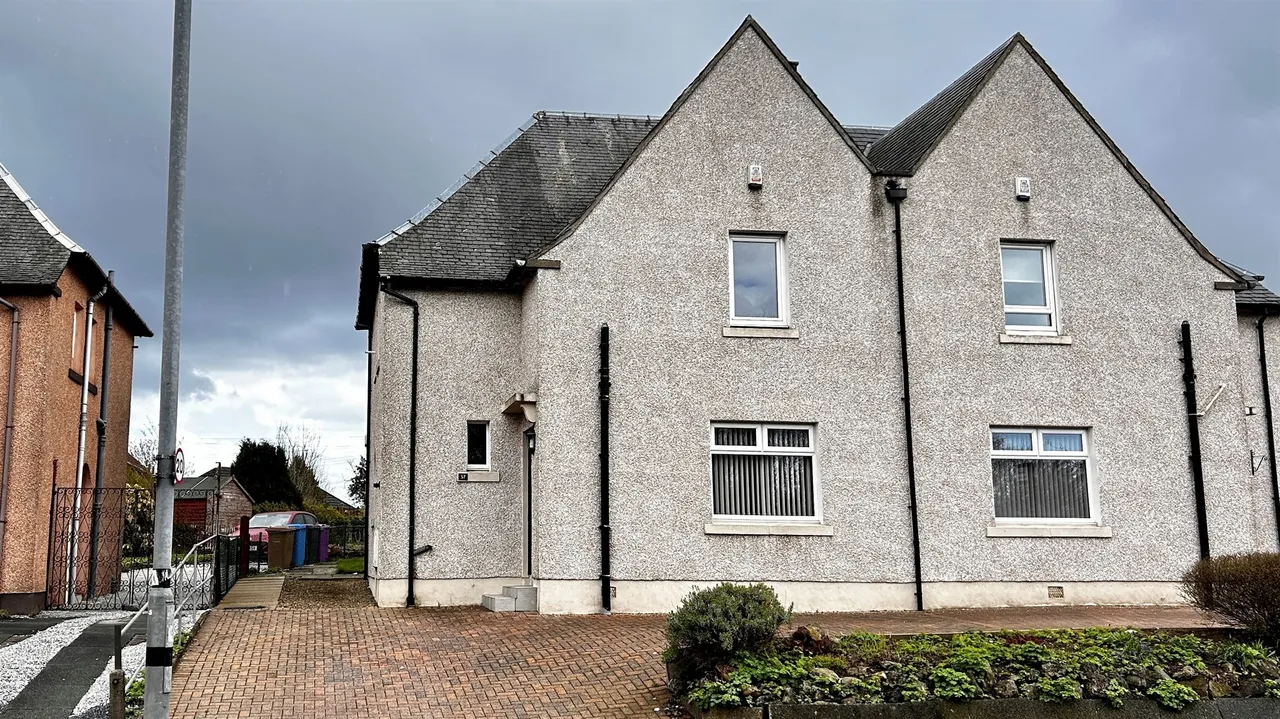 3 bed house for sale — Stevenston Road, Kilwinning