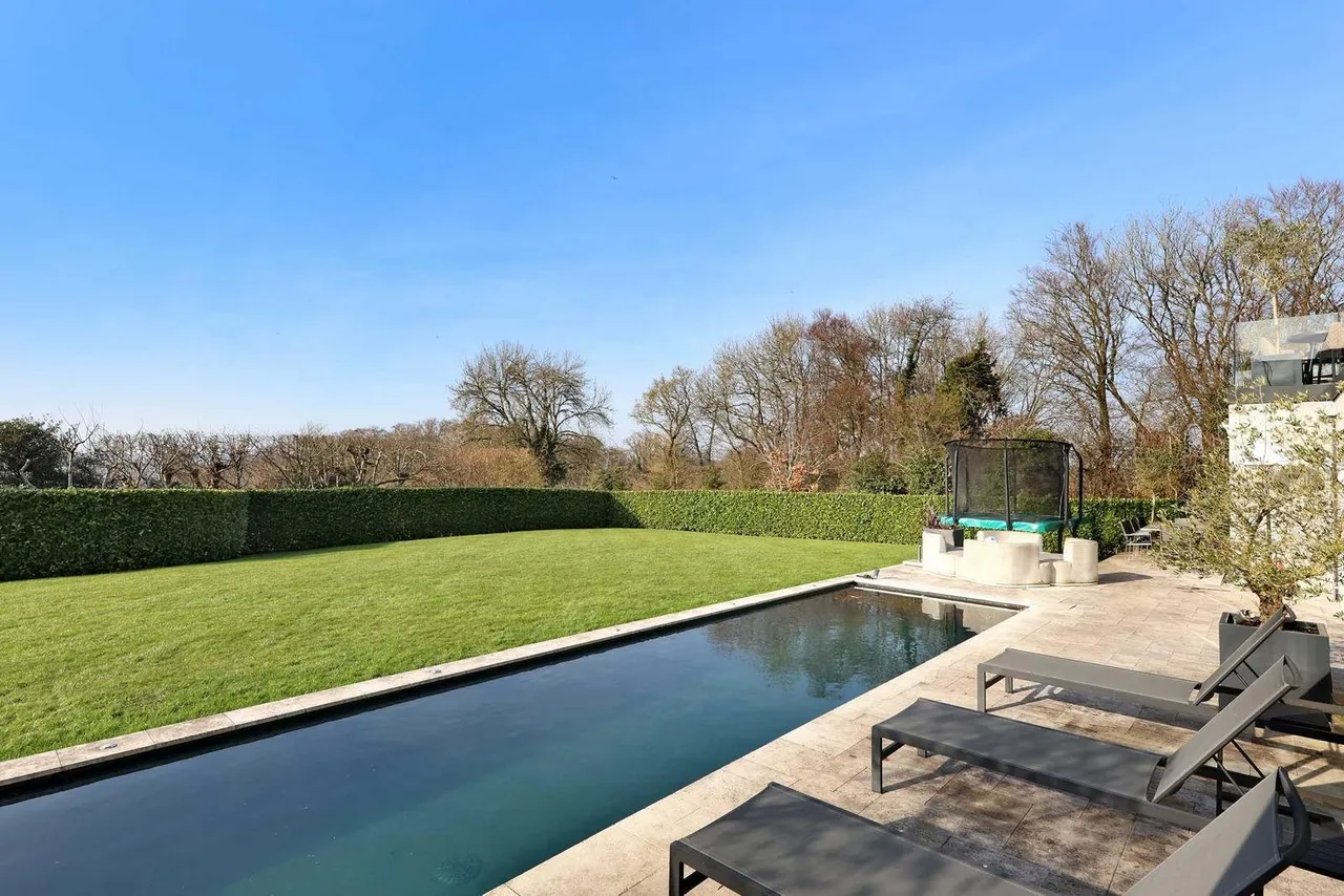 Harvest Hill, Bourne End, SL8, photo 26